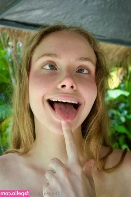 Baby Riley [ baby-riley-1 ] - doing some b/g photosets & vids  Let me know what you wanna see 