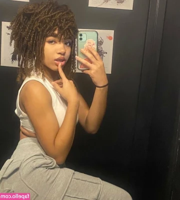 Kvrtez - Reverse cowgirl quickie!