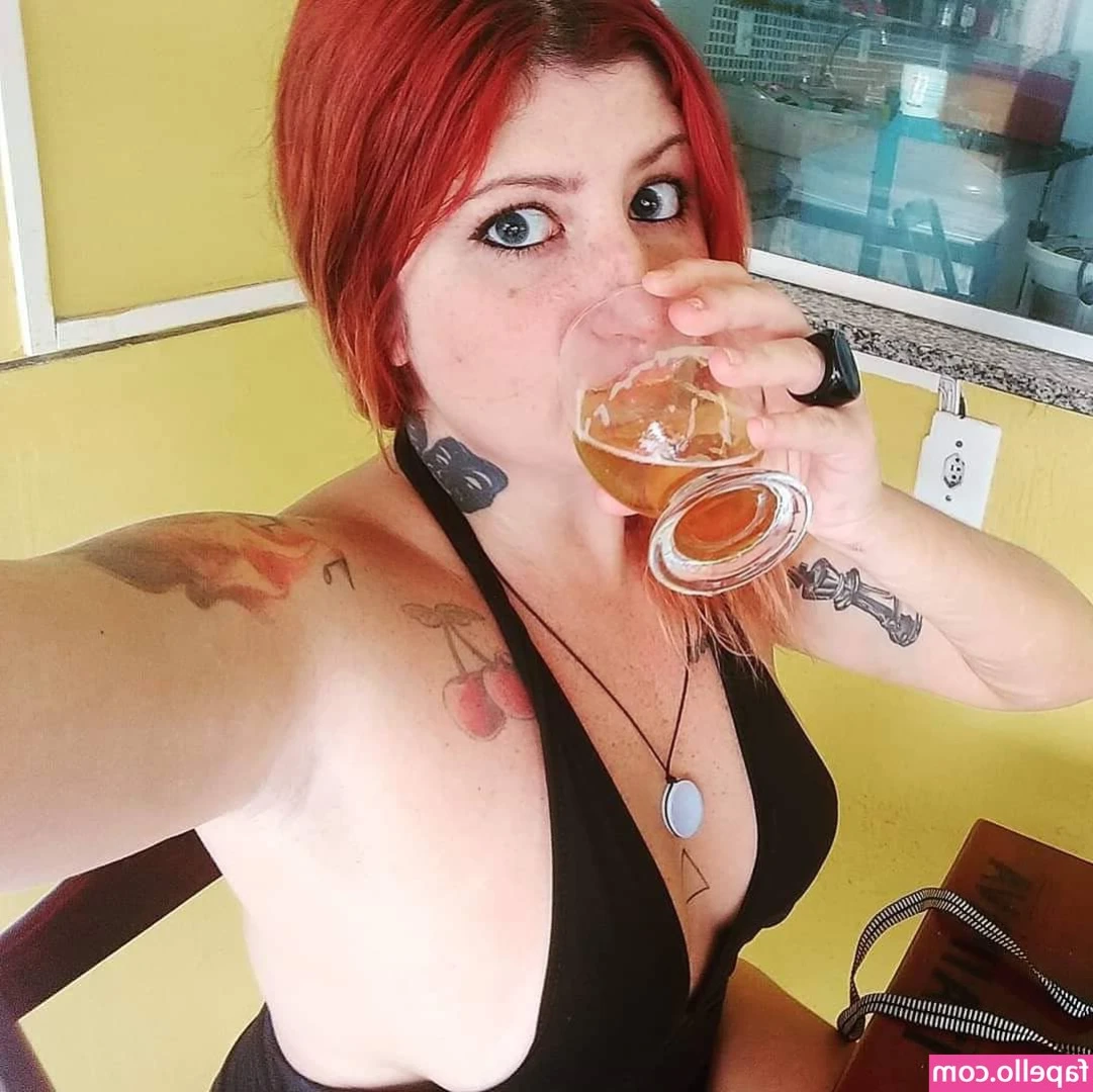 Gatas De Salvador [ gatas-de-salvador ] - Preparing daddy’s meal 🤤