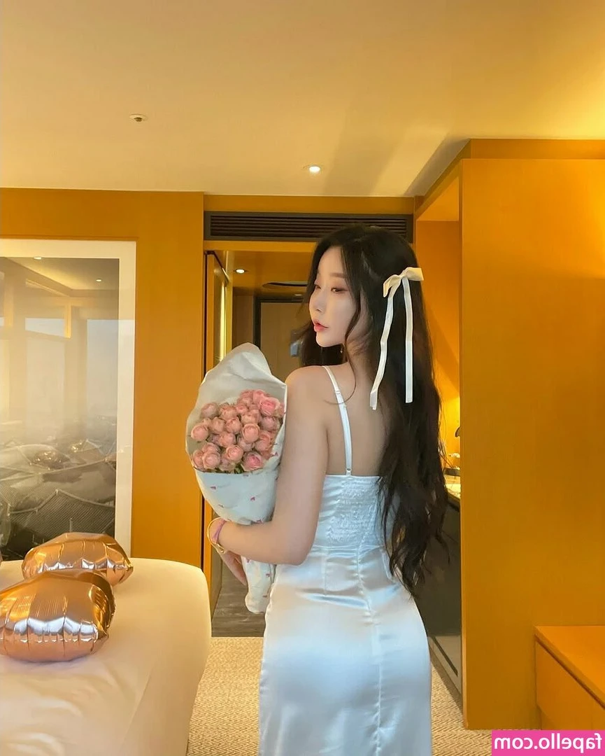 Jeong Woo Joo [ jeong-woo-joo ] - Good morning 😇 Today I’m extra thankful for you <3 You have