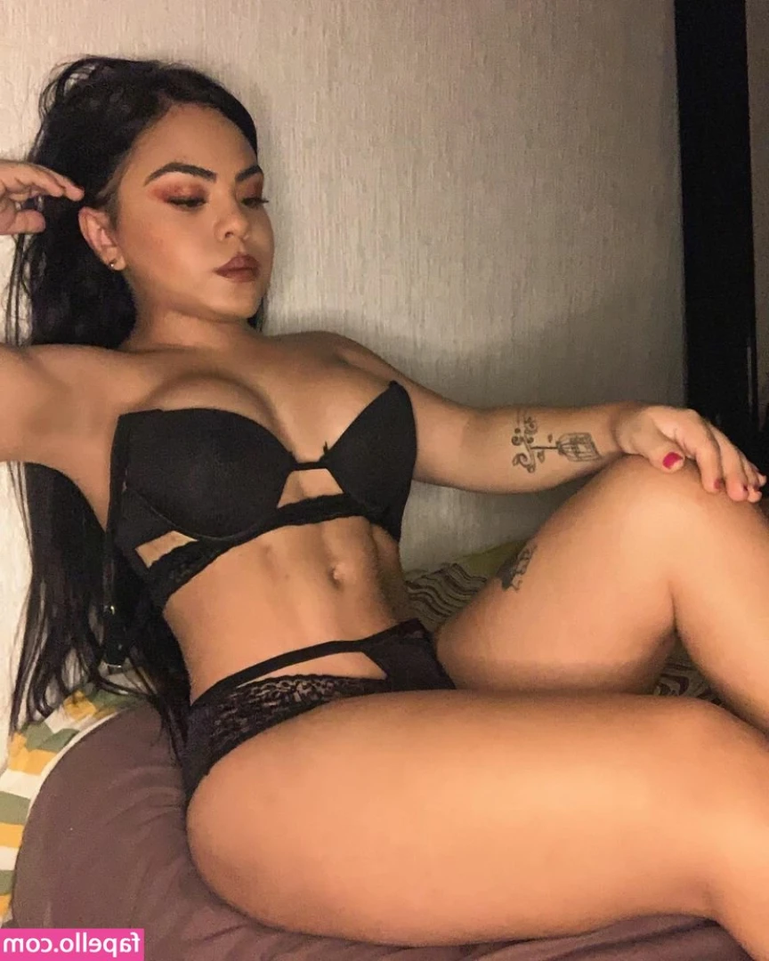Alexya La Pesada [ alexya-la-pesada ] - Smack it😉