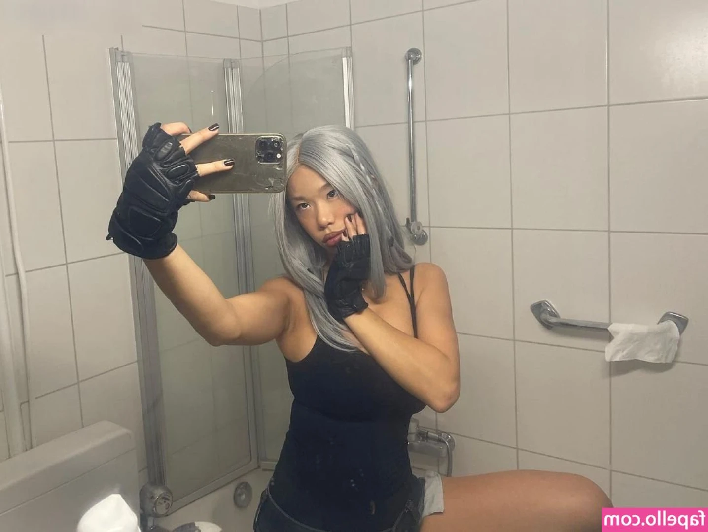 Jesicareve - Chucky is Cumming, Swipe! 😏🔪🎃🧸  (Anal toy in the Vid)