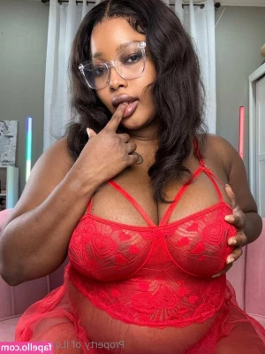 ilovecaramel [ ilovecaramel-1 ] - She smells of bl d orange and sage tonight