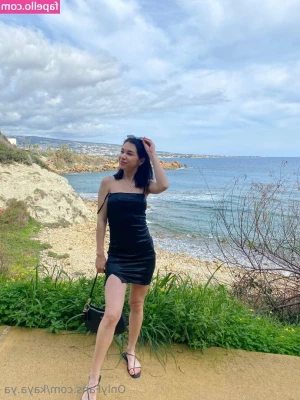 kaya.ya [ kaya-ya ] - Sono la tua maialina preferita ? 😜  Am I your favorite piggy? 😜