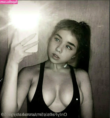 katemoonn - Hey guys  preparing for a trip to Long Beach Picture to come