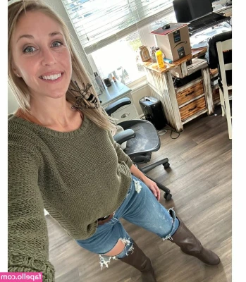 Becca Digirolamo [ becca-digirolamo ] - Good morning everyone!! I have a new unedited video that I did last