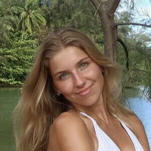 Aniela Leon