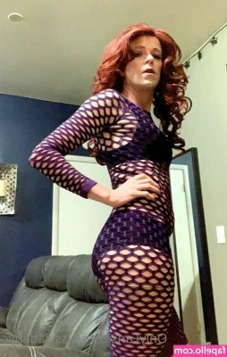 Sissy Jade [ sissy-jade ] - Under the hood 😜