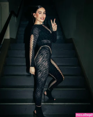 Sophie Simmons [ sophie-simmons ] - Mmmmm horny 😈