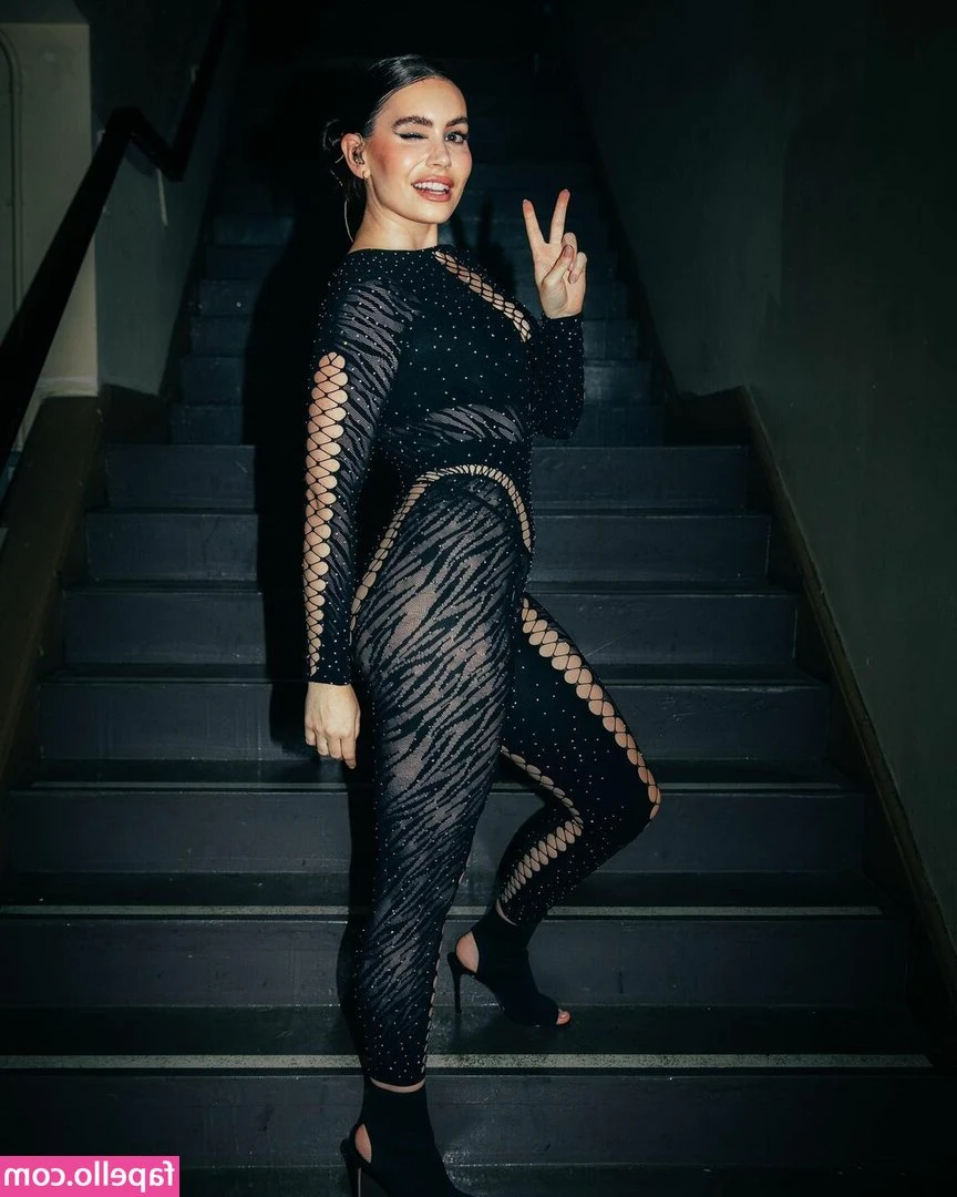 Sophie Simmons [ sophie-simmons ] - On my roadtrip! Excuse the outfit, I don’t travel well haha