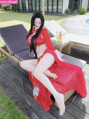 baiyin811 [ 81 ] - Name one thing you would do!😈