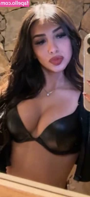 karensalazar.21 [ karensalazar-21 ] - Hit like button and spoil me with a tip if you like what you see 😈