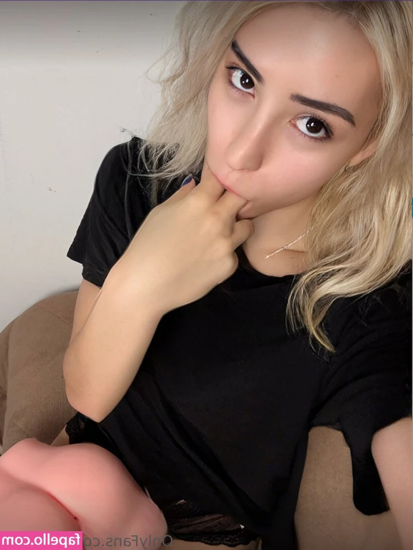 Lali White [ lali-white-1 ] - Slow fucks tonight