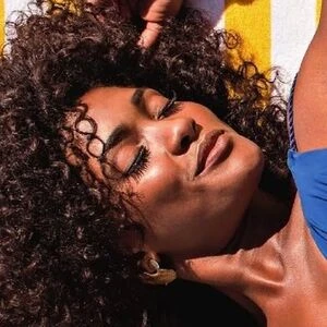 Erika Januza