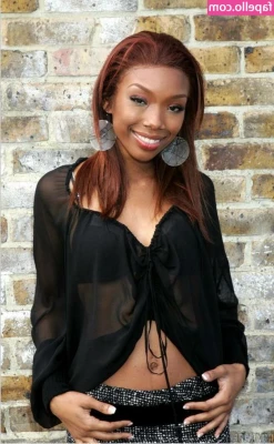 Brandy Norwood [ brandy-norwood ] - I swear I could have gone swimming in this bathtub!