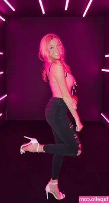 alexiskhashan - Ik neuk je helemaal gek tijdens paasweekend 🐣🐣🥵🤩🍆💜