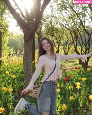 Dasha Taran [ dasha-taran-5 ] - Yummy...