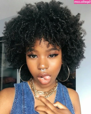 Riele Downs [ riele-downs ] - Goteando muy rico 💦