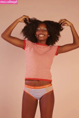 Riele Downs [ riele-downs ] - WHAT WHAT ALL THOSE WITH REBILL ON WILL GET SOMETHING NAUGHTY SENT TO