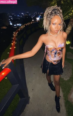Riele Downs [ riele-downs ] - Happy wiggle Wednesday!  song: Theme of Laura - Silent Hill 2