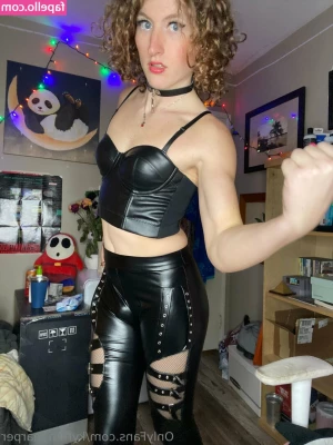 kymmyharper - EYE ROLLING ORGASM💦 I was rubbing my pussy while thinking