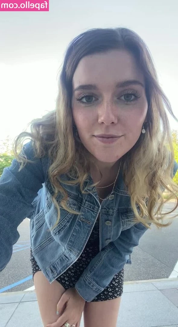 hoeliviagarry - What about a facial daddy 🤤
