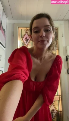 hoeliviagarry - [📸] Tape Tease [🔥] Naughty Nips  Hey, my naughty fans! 😈 