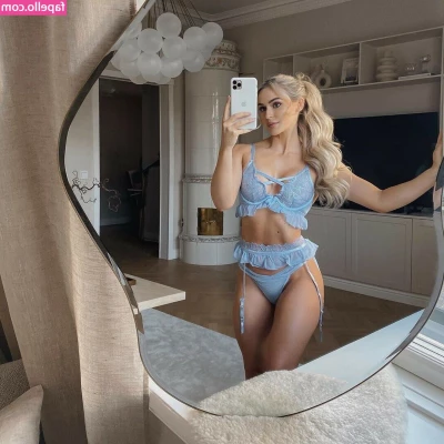 Anna Nyström [ anna-nystrom ] - I need my feet done  Tip goal is for my toes