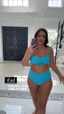 Jacqueline Jossa [ jacqueline-jossa ] - Hey everyone    Taking a posting break this week due to the Holiday  