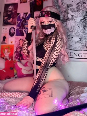 sweetestcee - So many new fans!!  Everybody (no matter if you're new or not) send