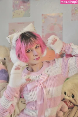 Strawbabyboy - Out on the strip <3