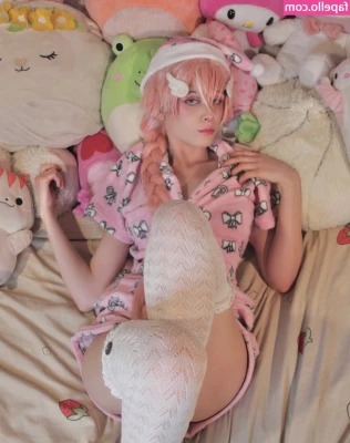 Strawbabyboy - Happy titty Tuesday I'm driving. Sorry I will get more posted soon