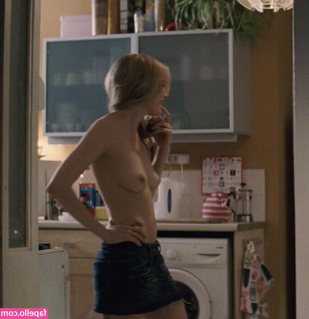 Michelle Williams [ michelle-williams-2 ] - Should I post audio recordings?