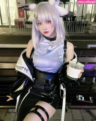 sakuracyan_ [ sakuracyan ] - 🍆_>>>>👄