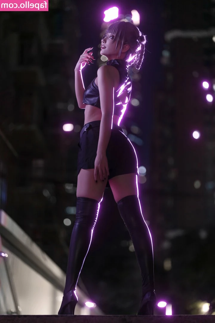 sakuracyan_ [ sakuracyan ] - Stop scrolling and look at me 😈