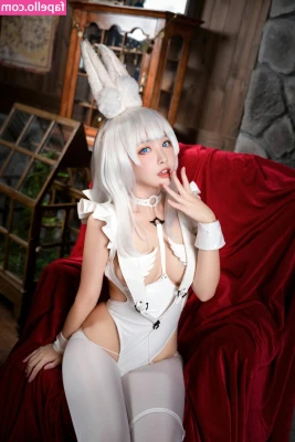 sakuracyan_ [ sakuracyan ] - Feeling horny....care to help me out? 👅😜