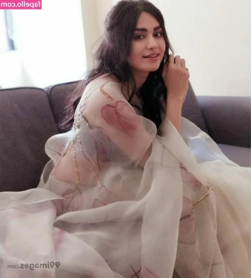 Adah Sharma [ adah-sharma ] - wanna play?