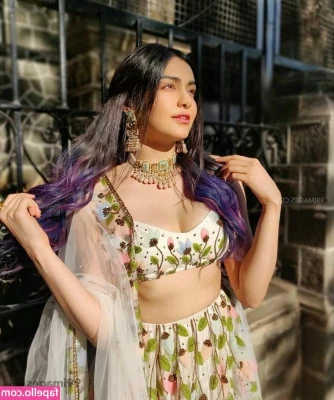 Adah Sharma [ adah-sharma ] - lycra gets me so fucking hard