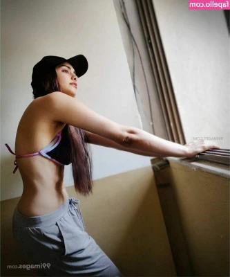 Adah Sharma [ adah-sharma ] - 𝘛𝘪𝘳𝘦𝘥 𝘰𝘧