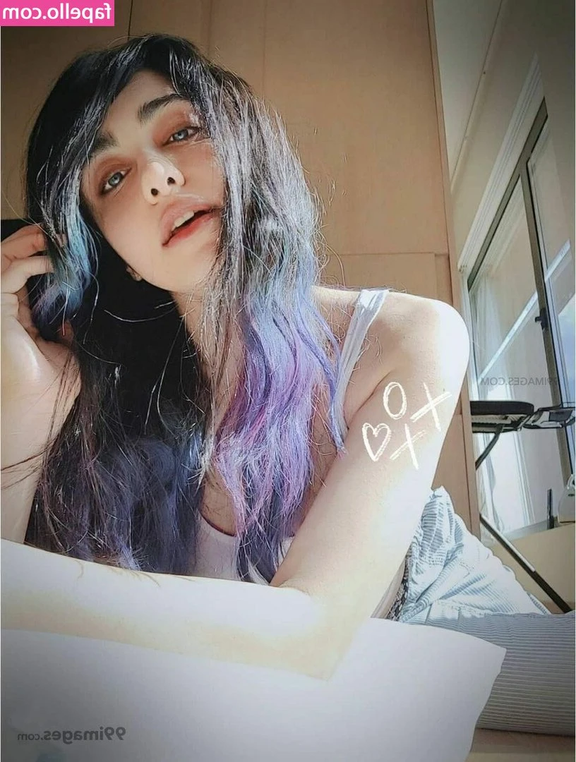 Adah Sharma [ adah-sharma ] - Shower show with a nice view 😈🌿