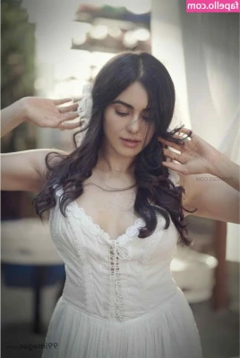 Adah Sharma [ adah-sharma ] - Was aching to show my jock off out and about