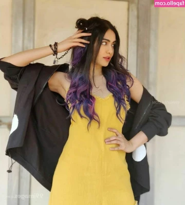 Adah Sharma [ adah-sharma ] - Didn't blur anything, my hands just move too fast 🤭
