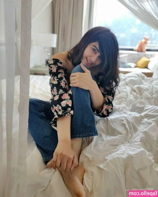 Adah Sharma [ adah-sharma ] - Rise and Shine Boys I’m back and you’re exactly where you belong