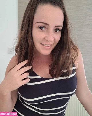 Mrs Nicole [ mrs-nicole-1 ] - Do we love the hair
