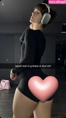 Faith Ordway [ faith-ordway ] - Here’s some ass to spice up your evening 😜