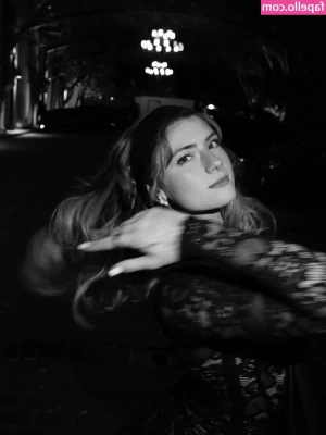 Faith Ordway [ faith-ordway ] - Sometimes I just want to tease you and test how much patience you