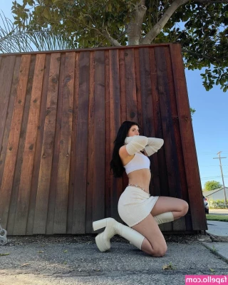 Faith Ordway [ faith-ordway ] - I feel like posting some freaky shit or should I wait till tomorrow