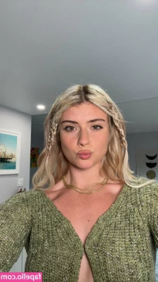 Faith Ordway [ faith-ordway ] - @fit.que.en fav game is playing with her pussy and being obedient to