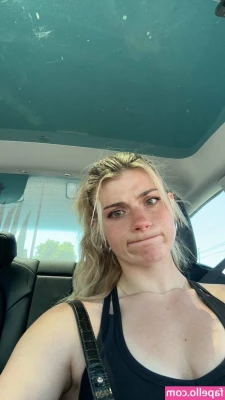 Faith Ordway [ faith-ordway ] - Unaware flats dangle in the office, who knew admin could be so sexy