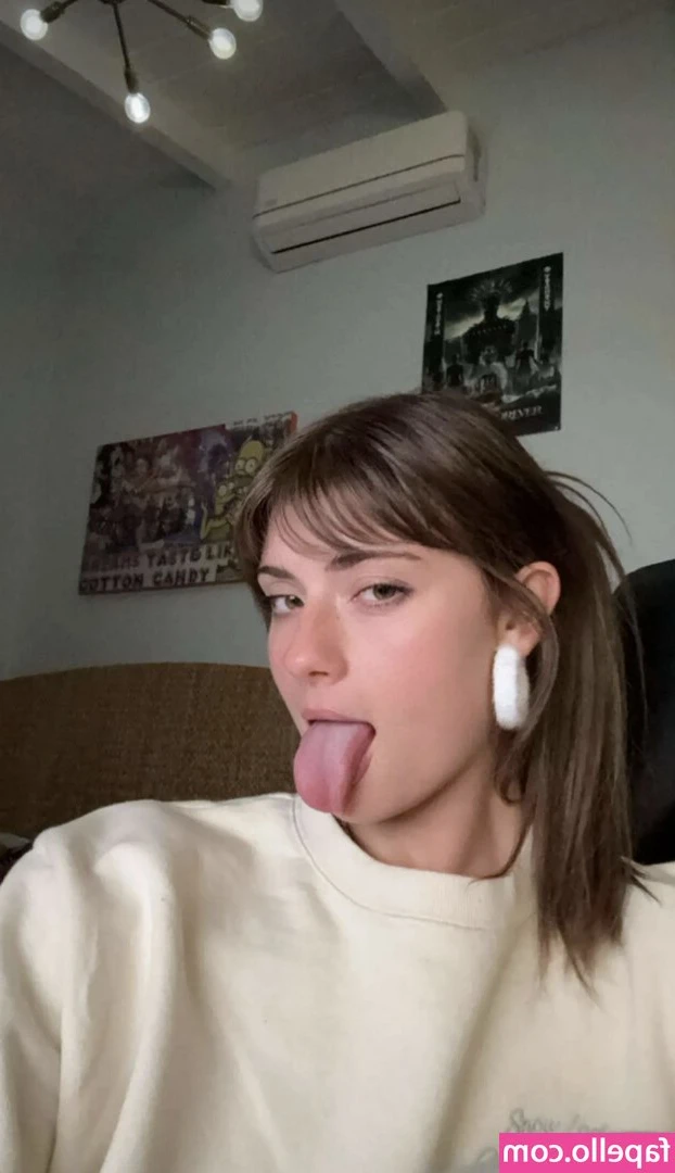 Faith Ordway [ faith-ordway ] - Have you ever thought about ripping my clothes off? 🤤
